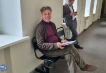 «Это какое-то нагромождение абсурда» — политику Александру Ефимову грозит штраф за участие в деятельности «нежелательной организации»