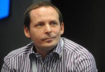 Сооснователя «Яндекса» Аркадия Воложа могут исключить из санкционных списков ЕС