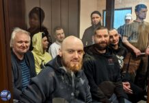 По делу о массовых беспорядках за участие в чатах телеграм-канала «Что делать» вместо приговора возобновили судебное следствие