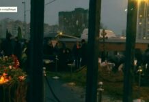 Могилу Алексея Навального начали закапывать