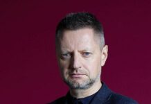 Журналист Алексей Пивоваров заявил, что из-за нового законодательства об «иноагентах» вынужден отказаться от прав на телеграм-канал «Редакции»