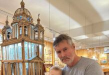 Экс-мэр Екатеринбурга Евгений Ройзман призвал помочь ребенку из Тюмени собрать 82 млн рублей на операцию