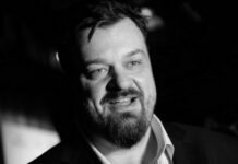 Умер спортивный комментатор Василий Уткин