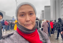 «Соревнования точно не останавливали. Пробегали люди толпой, кричали, но соревнования также продолжались. Людям просто говорили „снимайтесь или танцуйте“», — участница чемпионата России по танцевальному спорту, который проходил в «Крокусе» во время теракта