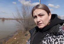 «Говорили, что это просто немножко вода перетечет, а в результате нас меньше чем за сутки залило». Жители Орска рассказали про наводнение, реакцию властей и самоорганизацию