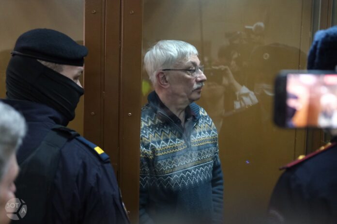 Олег Орлов