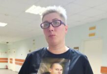 Татьяна и Даниэль Балазейкины на апелляции по делу сына, осужденного на 6 лет за попытку поджога военкомата