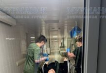 На губернатора Мурманской области напали с ножом