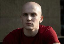 «На 12-ю годовщину приговора Минюст решил наградить меня статусом “иностранного агента”» — правозащитник Иван Асташин о новом статусе