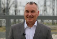 Мэр затопленного Орска Василий Козупица вывез семью в Дубай