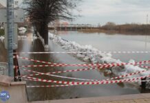 Уровень воды в реке Тобол возле Кургана поднялся до 10 метров