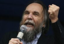 «Философ» Александр Дугин обвинил в протестах в РГГУ «западные спецслужбы»