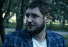 Автор проекта «Прекрасная Россия» Евгений Анисимов сообщил об избиении силовиками во время задержания