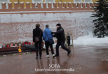 Комиссия по делам несовершеннолетних назначала штраф 17-летнему Петру Панову за возложение цветов у Могилы Неизвестного солдата