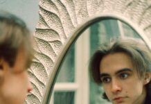 За «ЛГБТ-пропаганду» на 15 суток арестовали 22-летнего председателя Комиссии по регламенту и контролю Молодежного парламента при Госдуме Данилу Морозова