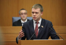 Мосгордума лишила мандата независимого депутата-«иноагента» Евгения Ступина из-за пропуска нескольких заседаний «по неуважительным причинам»