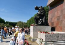 Празднование 9 мая прошло в Берлинском Трептов-парке