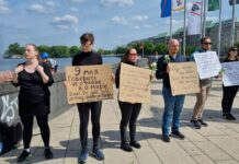 В Гамбурге антивоенные активисты провели День белой розы