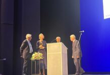 Юлия Навальная получила Дрезденскую премию мира за своего мужа