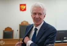 По делу о «фейках» бывшего муниципального депутата Елены Котеночкиной допросили адвоката Михаила Бирюкова