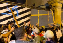 Парламент Грузии отменил сегодняшнее заседание из-за повреждений здания на протестах против принятия закона об «иноагентах»