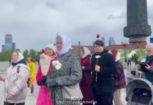 Жены мобилизованных провели акцию на Поклонной горе в Москве