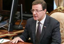 Губернатор Самарской области Дмитрий Азаров объявил об уходе в отставку с поста главы региона