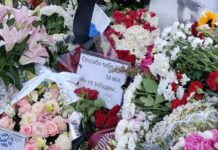 «С днем рождения, герой!» Борисовское кладбище в день рождения Алексея Навального