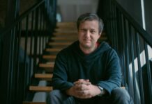 На кинокритика Антона Долина составили протокол об участии в «нежелательной» организации