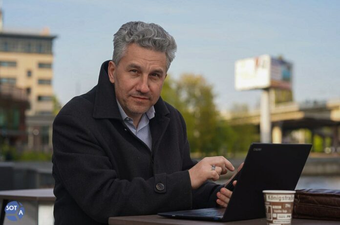 Роман Морозов