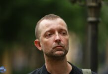 По «театральному делу» допрашивают мужа Евгении Беркович Николая Матвеева и бывшего члена экспертного совета «Золотая Маска» Владу Куприну