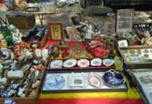 Власти Калининграда планируют закрыть исторический блошиный рынок в центре города. Местные торговцы выходят на митинг