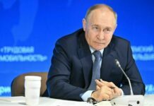 Путин отказался выступать со спецобращением в связи с терактом в Дагестане и атакой по Севастополю. Он попросил Пескова передать, что «глубоко соболезнует тем, кто потерял своих родных и близких»
