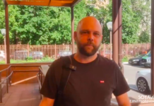 В Останкинском суде на приговоре Twitch-блогеру Бажутовой задержали другого блогера, пытавшегося освещать ее процесс