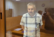 «Шаг в противоположном направлении», — волонтер «Немцова моста» о репрессиях в России