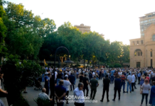 В Армении анонсировали новые митинги за отставку премьер-министра страны