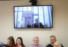 Апелляция по делу правозащитника Олега Орлова в лицах