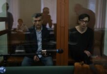 До 28 лет лишения свободы запросили для Ильи Ковылкова и Михаила Дарий по делу о подготовке теракта в аэропорту «Шереметьево», передает наш корреспондент из зала суда