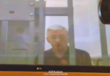 «Я не буду участвовать в этом неправосудном процессе»: правозащитник Олег Орлов после отказа в переносе апелляции