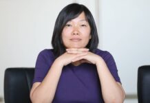 Татьяна Бакальчук объявила о разводе и сказала что ее брак начал рушиться задолго до планов о слиянии. Муж Владислав считает, что на супругу «воздействуют»