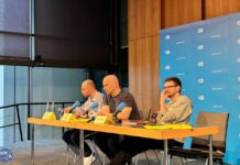 «Пишите письма. Вы не представляете сколько света дает этот кусочек бумаги, протянутый через кормушку в камере. Пишите письма, это очень важно», — Владимир Кара-Мурза