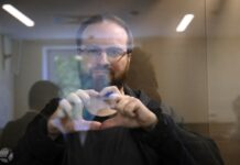 Основателя «Гражданской школы хэкеров» Илью Васильева оставили в СИЗО на два месяца по делу о распространении «фейков» об армии