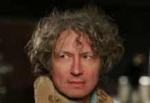 Режиссера фильма о Литвиненко обвинили в «незаконной профессиональной деятельности» из-за съемок возле здания ФСБ России