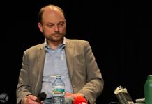 Суд отклонил жалобу Владимира Кара-Мурзы на бездействие государственных органов в возбуждении уголовных дел по эпизодам его отравления в 2015 и 2017 годах