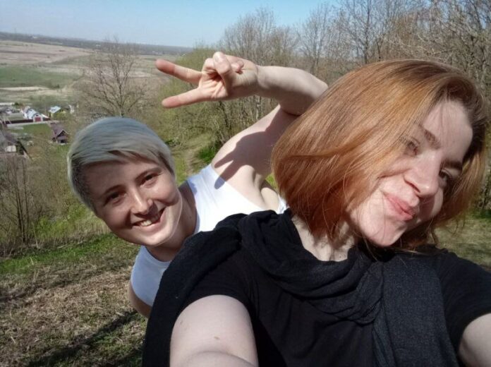 Седа Сулейманова, Лена Патяева