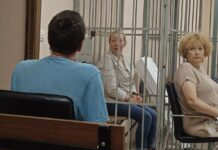 Суд в Калининграде на три месяца продлил содержание в СИЗО медсестре Елене Николаенковой, обвиняемой в оправдании терроризма за строчку в телеграм-канале