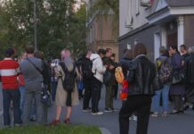 За дверьми зала заседаний. Фоторепортаж из Нагатинского суда