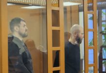 Суд в Петербурге приостановил дело против двух контрабандистов, задержанных за перевозку 200 кг кокаина. Они отправились на войну в Украине