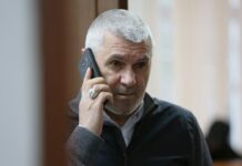 Суд отказался раскрыть причину неявки адвоката Идалова и закрыл процесс для прессы