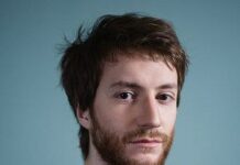 Суд в Грузии признал законным отказ во въезде в страну журналисту Давиду Френкелю